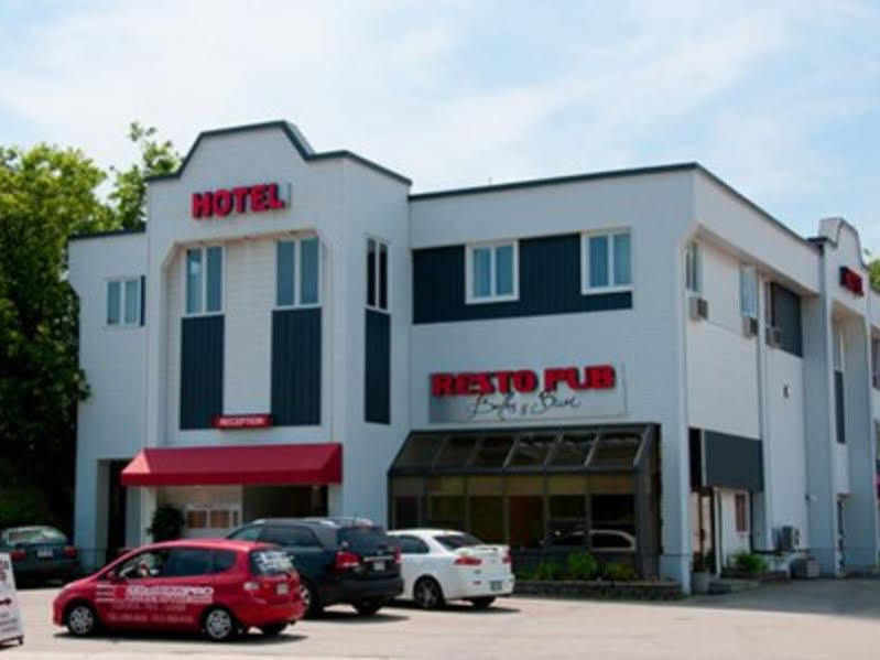 Econo Lodge La Malbaie Zewnętrze zdjęcie